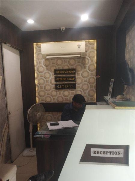 Townhouse 1182 Hotel Tirupati Galaxy Kanpur Eksteriør billede