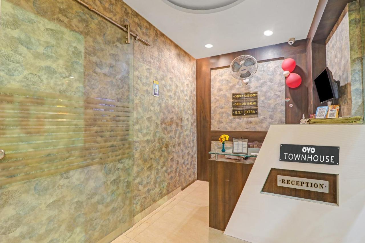 Townhouse 1182 Hotel Tirupati Galaxy Kanpur Eksteriør billede