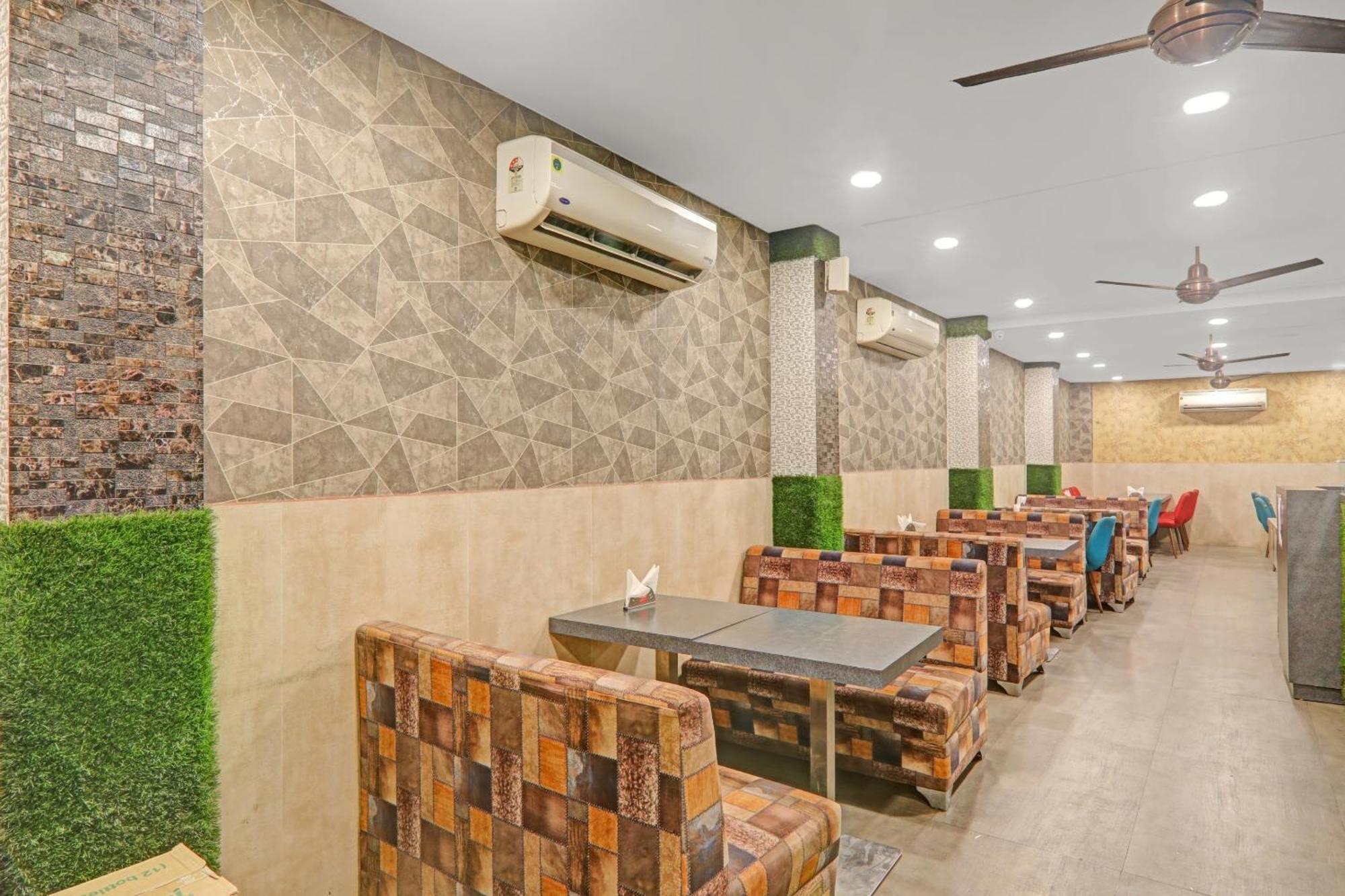 Townhouse 1182 Hotel Tirupati Galaxy Kanpur Eksteriør billede